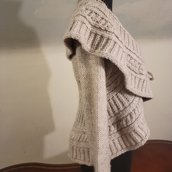Italian Elsamanda Oatmeal Sweater Size M - Picture 2 of 7